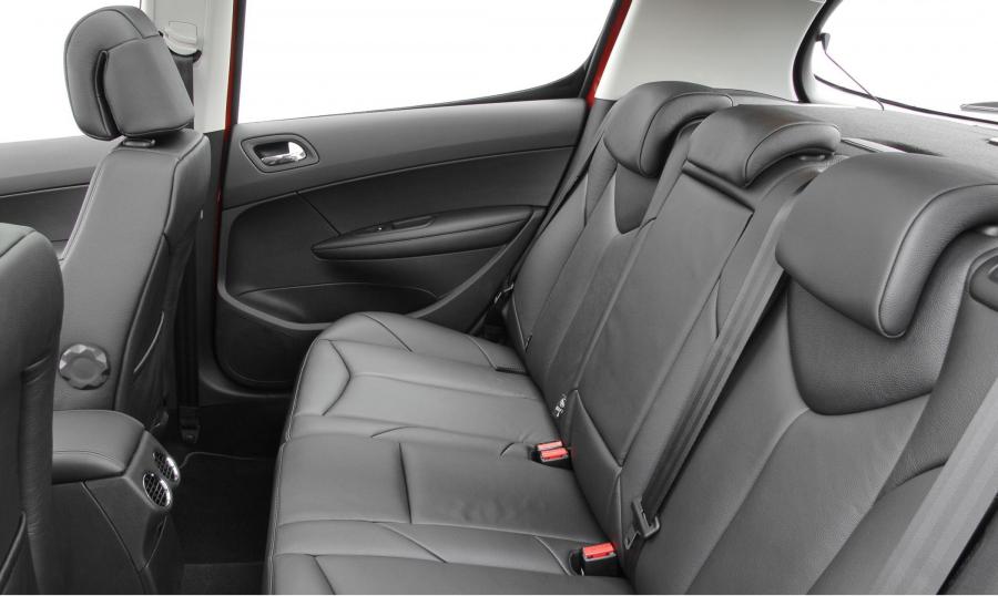  Peugeot 308 GT 2008 года  (фото 60 из 101)